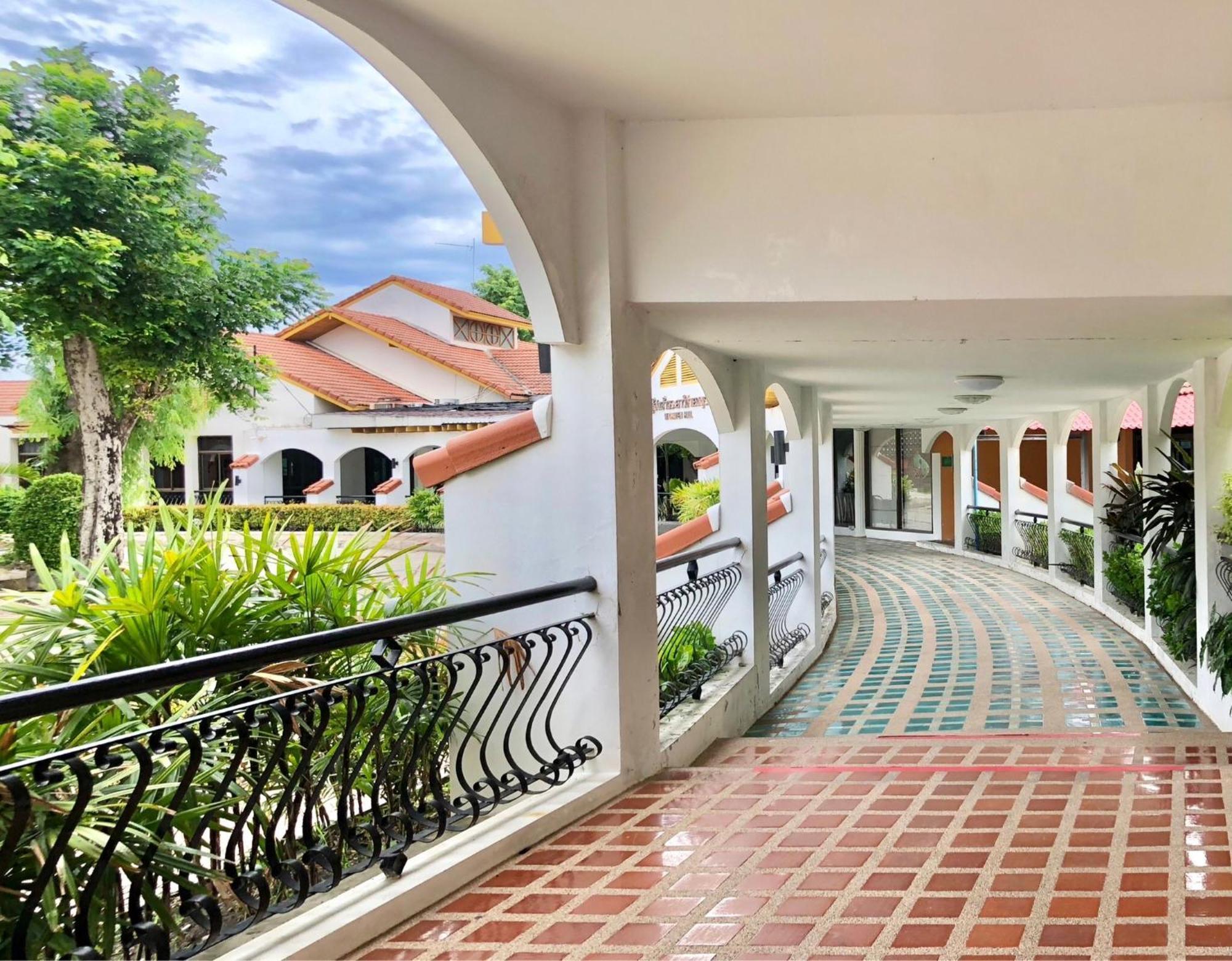 Lopburi Inn Resort Exterior foto